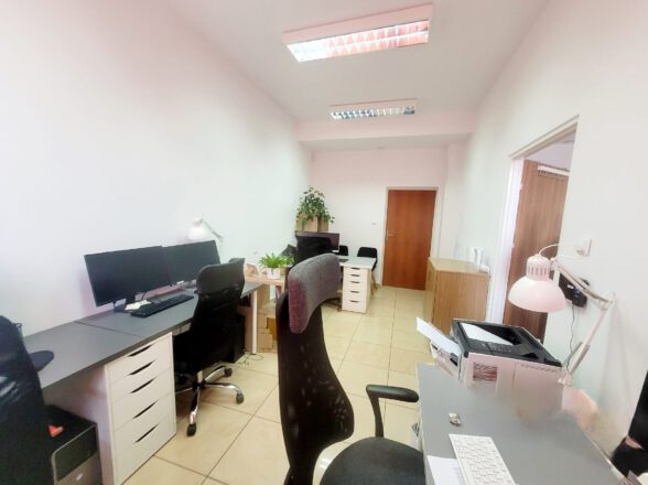 31 m2 – biura na terenie OCL